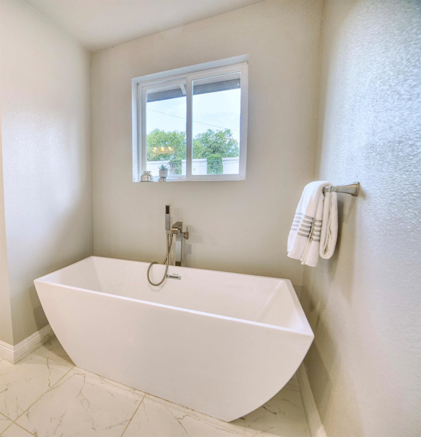 1712 West 5th Street Madera, CA 93637 - Photo 17 of 19