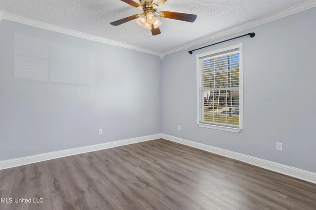 $2,250 | 1517 Porpoise Street, Ocean Springs, MS 39564