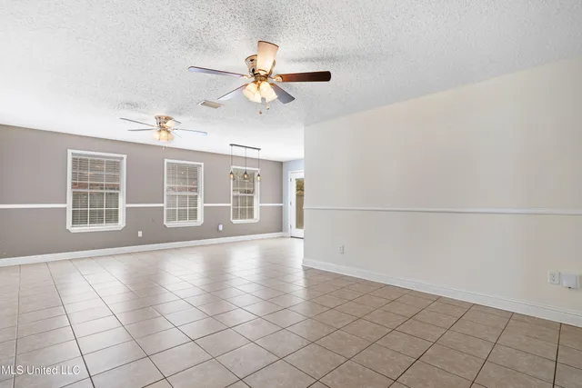 $2,250 | 1517 Porpoise Street, Ocean Springs, MS 39564