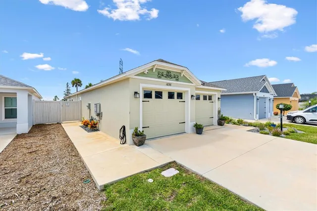 $375,000 | 1698 Will Lane, The Villages, FL 34762