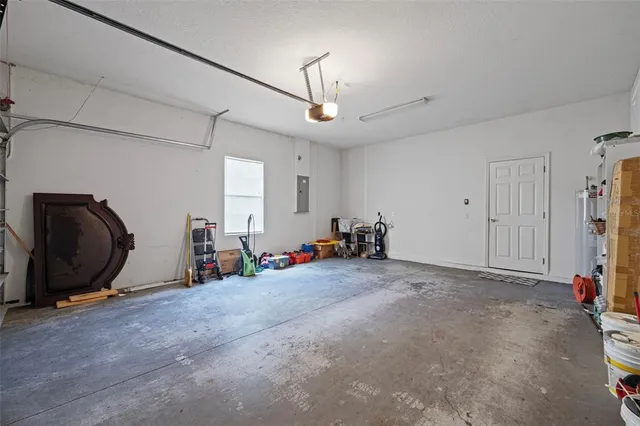 $2,000 | 4121 Key Thatch Drive, Tampa, FL 33610