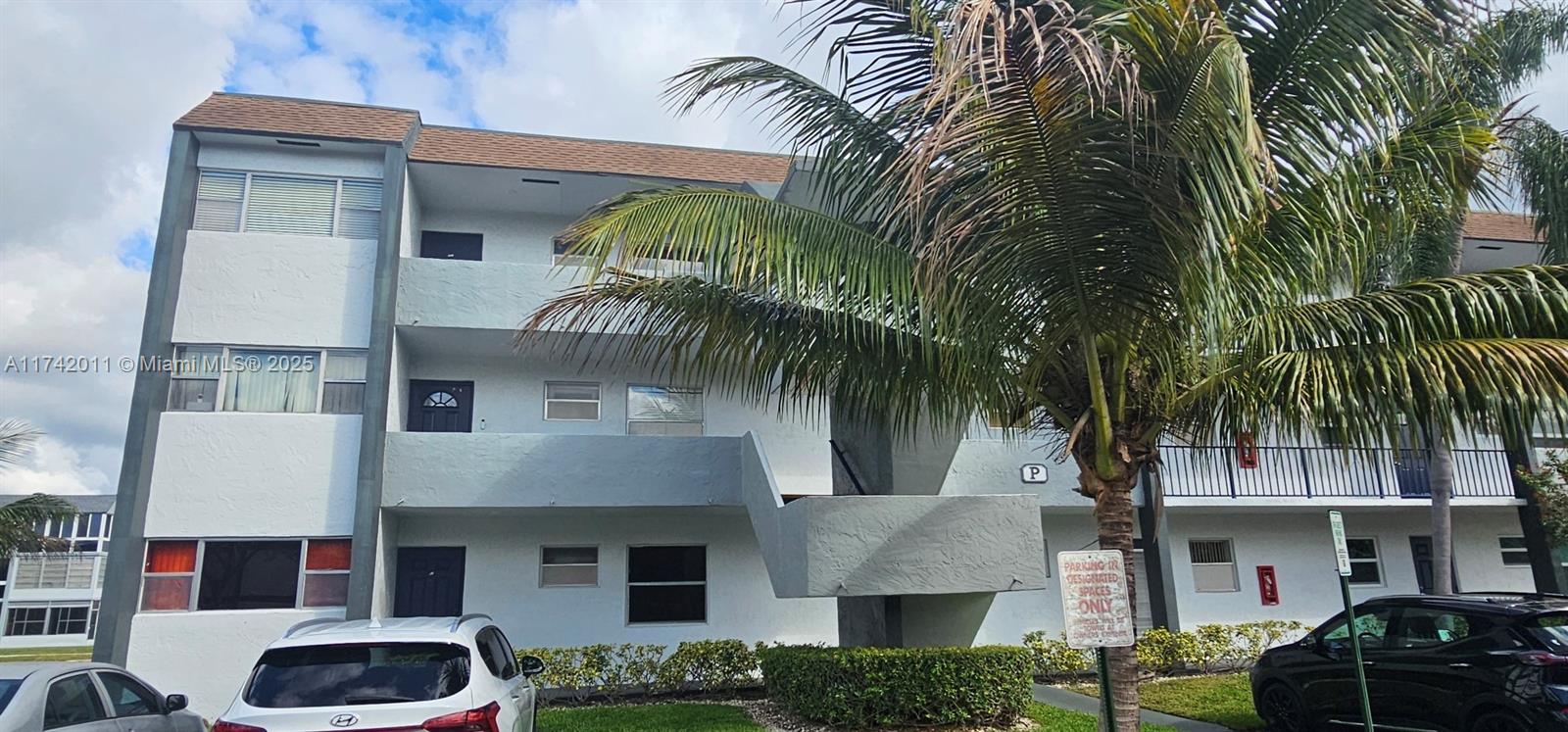 8340 Sands Point Boulevard, Unit P101 Tamarac, FL 33321 - Photo 1 of 28