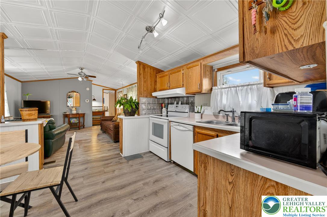 8766 Turkey Ridge Road Breinigsville, PA 18031 - Photo 12 of 35