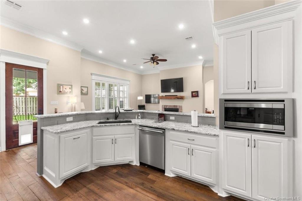 2700 Rue Calais Lake Charles, LA 70605 - Photo 7 of 29 Gallery Image 7