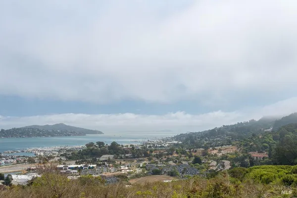 $875,000 | 406 Donahue Street, Sausalito, CA 94965