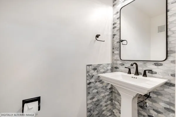 $875,000 | 406 Donahue Street, Sausalito, CA 94965