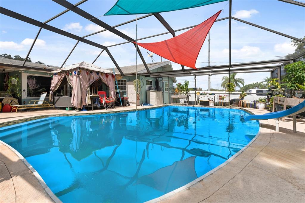2079 Brendla Road Clearwater, FL 33755 - Photo 26 of 37 Huge Pool