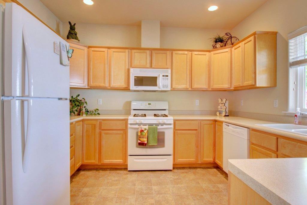 942 Ridgeview Drive Eagle Point, OR 97524 - Photo 8 of 22 Additional Photo
