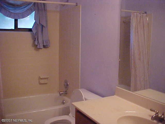 10164 Lone Star Road Jacksonville, FL 32225 - Photo 7 of 11 guest bath