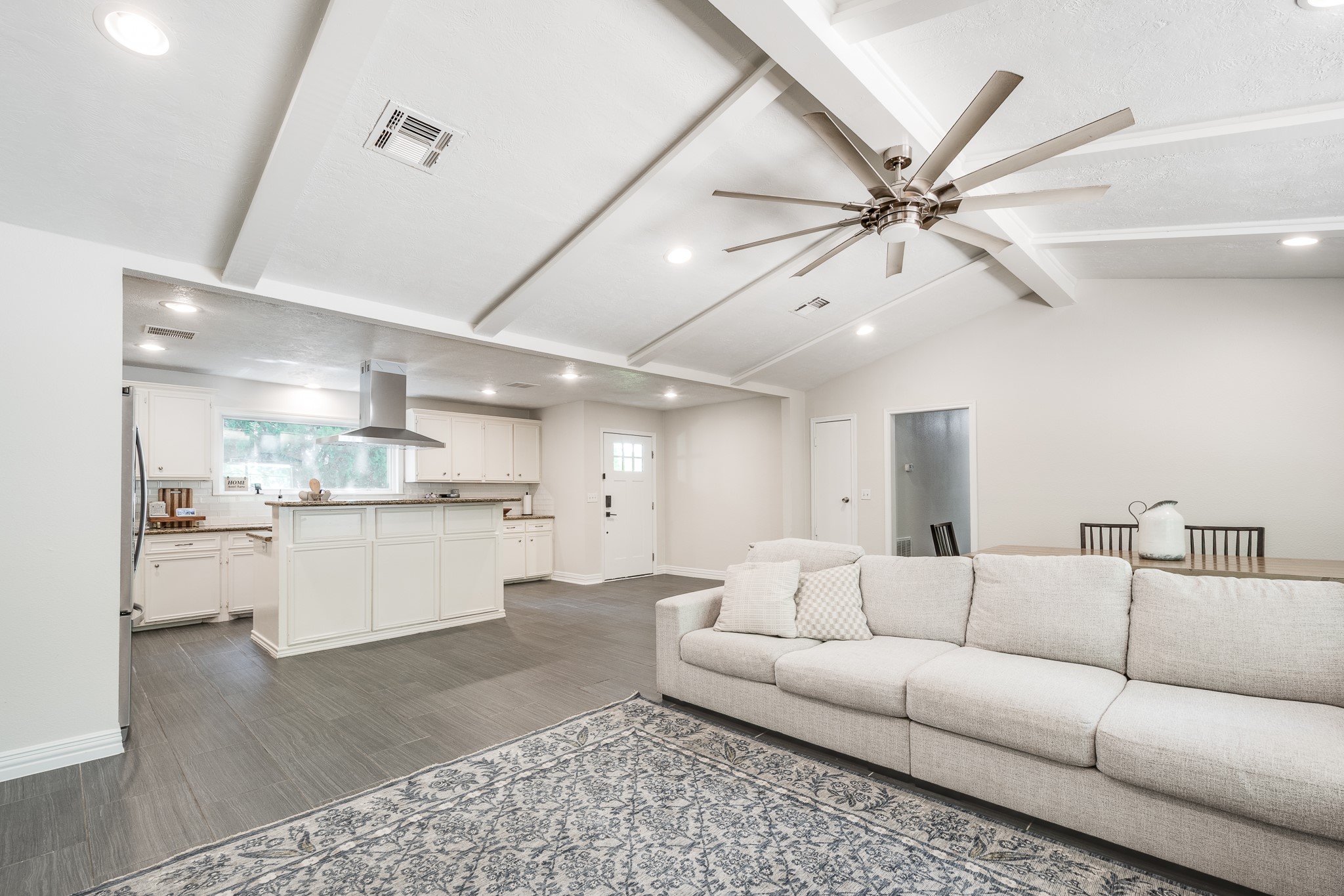 5907 Crosby Dayton Road Crosby, TX 77532 - Photo 11 of 36