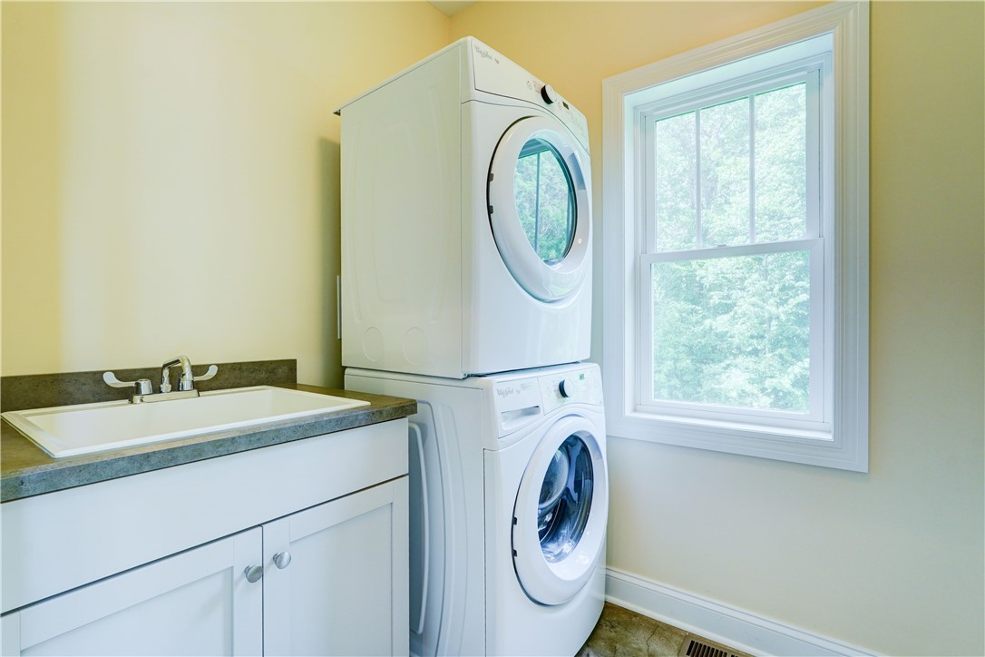 5 Camellia Rise Perinton, NY 14450 - Photo 24 of 27 1st Floor Laundry Room