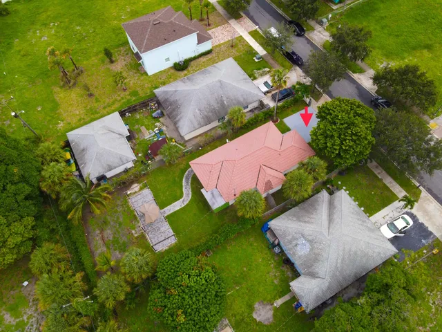 $3,100 | 441 20th Street, West Palm Beach, FL 33407