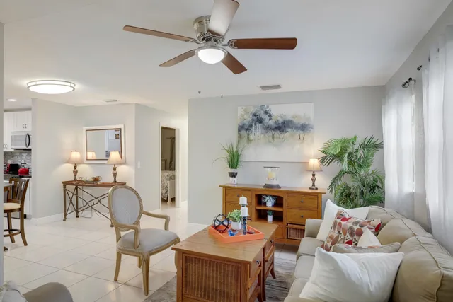 $3,100 | 441 20th Street, West Palm Beach, FL 33407