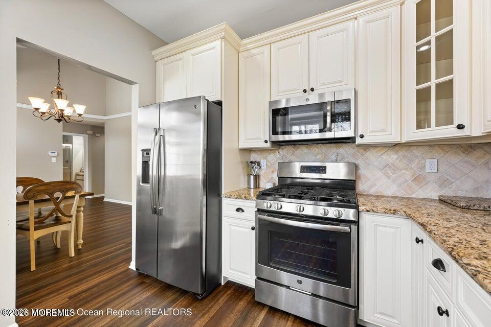 48 Rutland Lane Monroe Township, NJ 08831 - Photo 5 of 37 kitchen 2