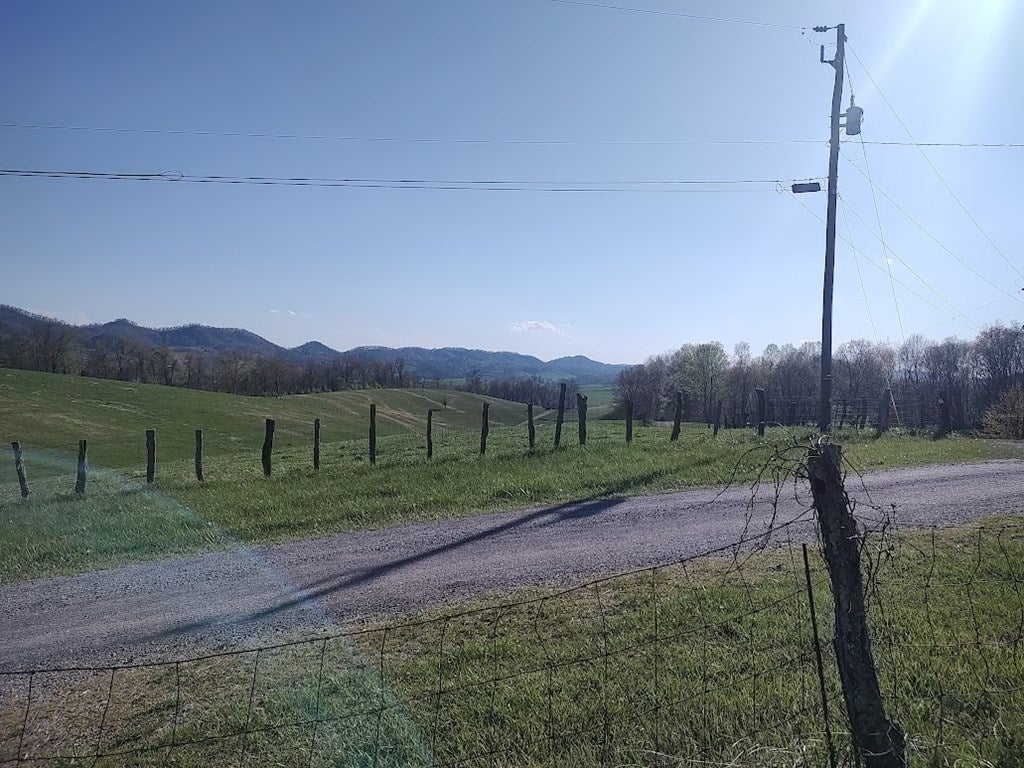 203 Saddleback Road Saltville, VA 24370 - Photo 23 of 28 Gallery Image 23