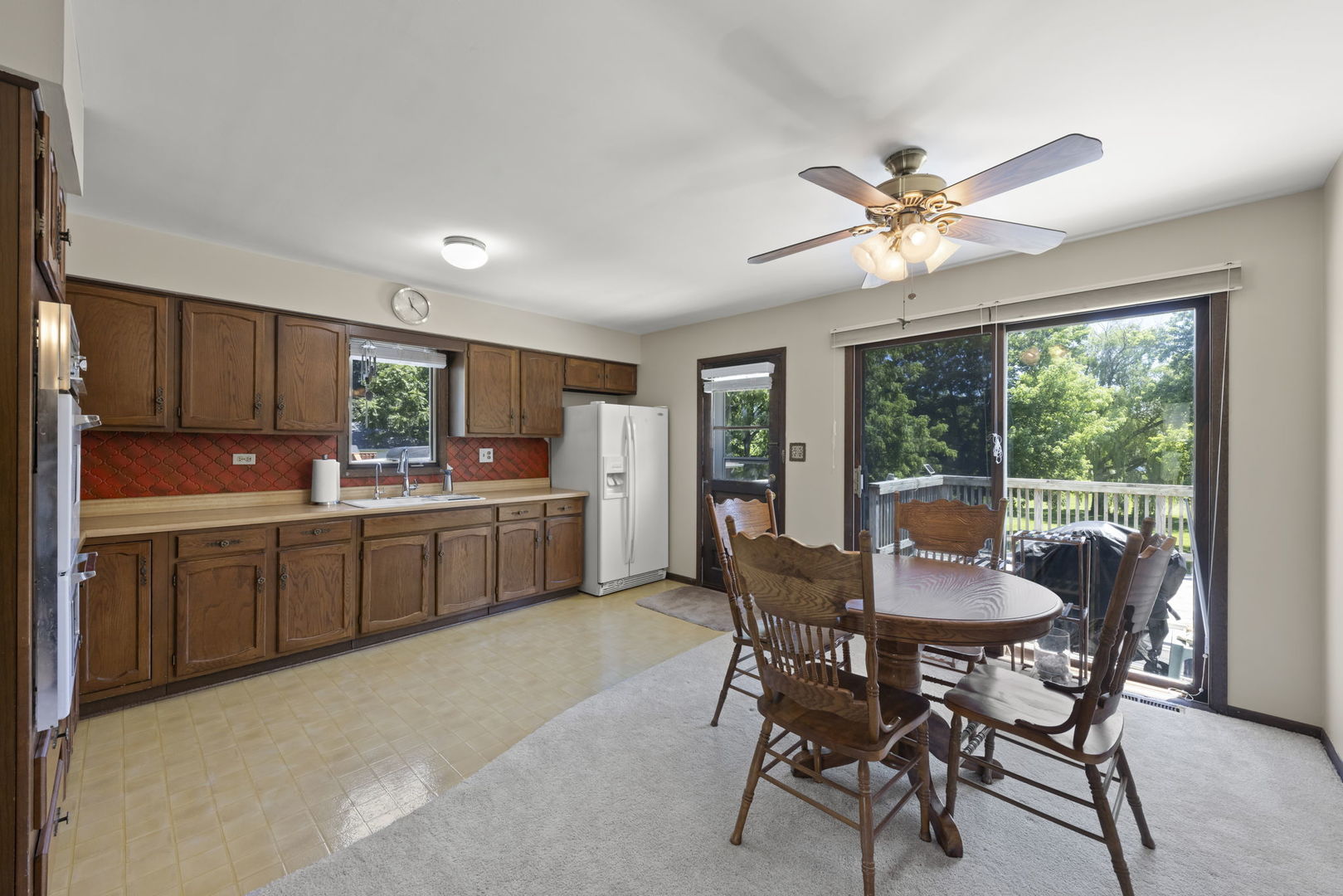 565 4th Street Lemont, IL 60439 - Photo 7 of 28