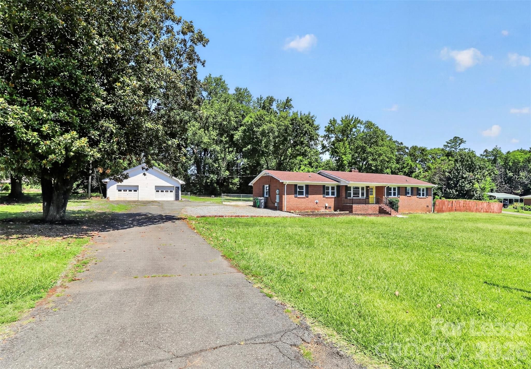 6901 Ridge Lane Road Charlotte, NC 28262 - Photo 18 of 40