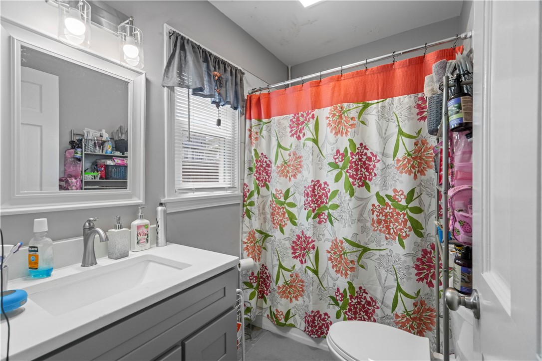177 Logee Street Woonsocket, RI 02895 - Photo 6 of 18 Unit 1 Bathroom