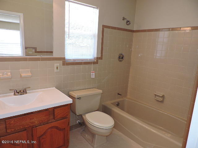 1204 Halifax Road Jacksonville, FL 32216 - Photo 15 of 28 Master bath 2