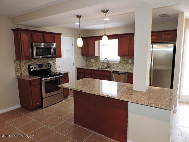 1204 Halifax Road Jacksonville, FL 32216 - Photo 5 of 28 Kitchen