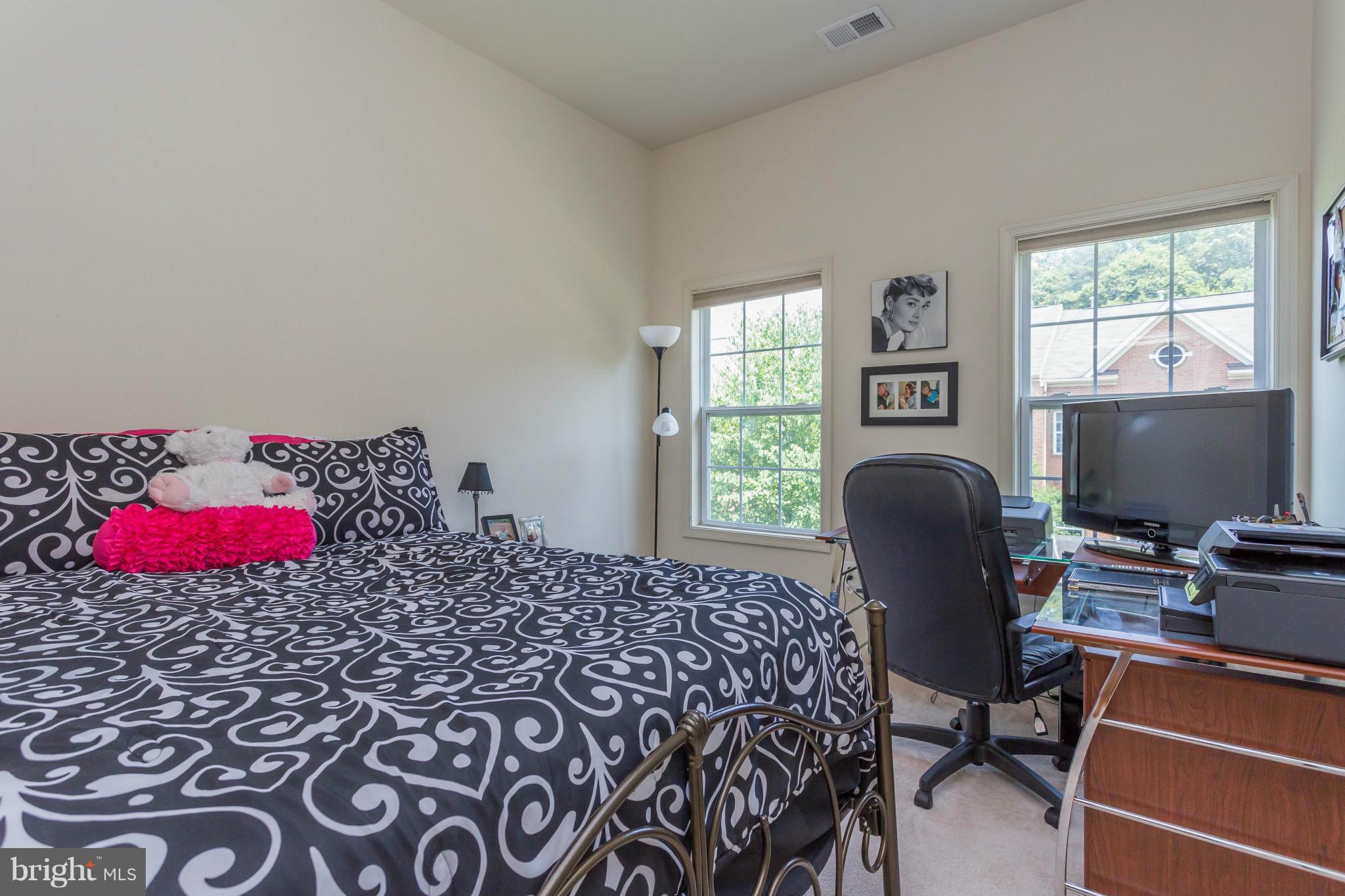 7368 Stream Bluff Way Springfield, VA 22153 - Photo 20 of 30 Bedroom