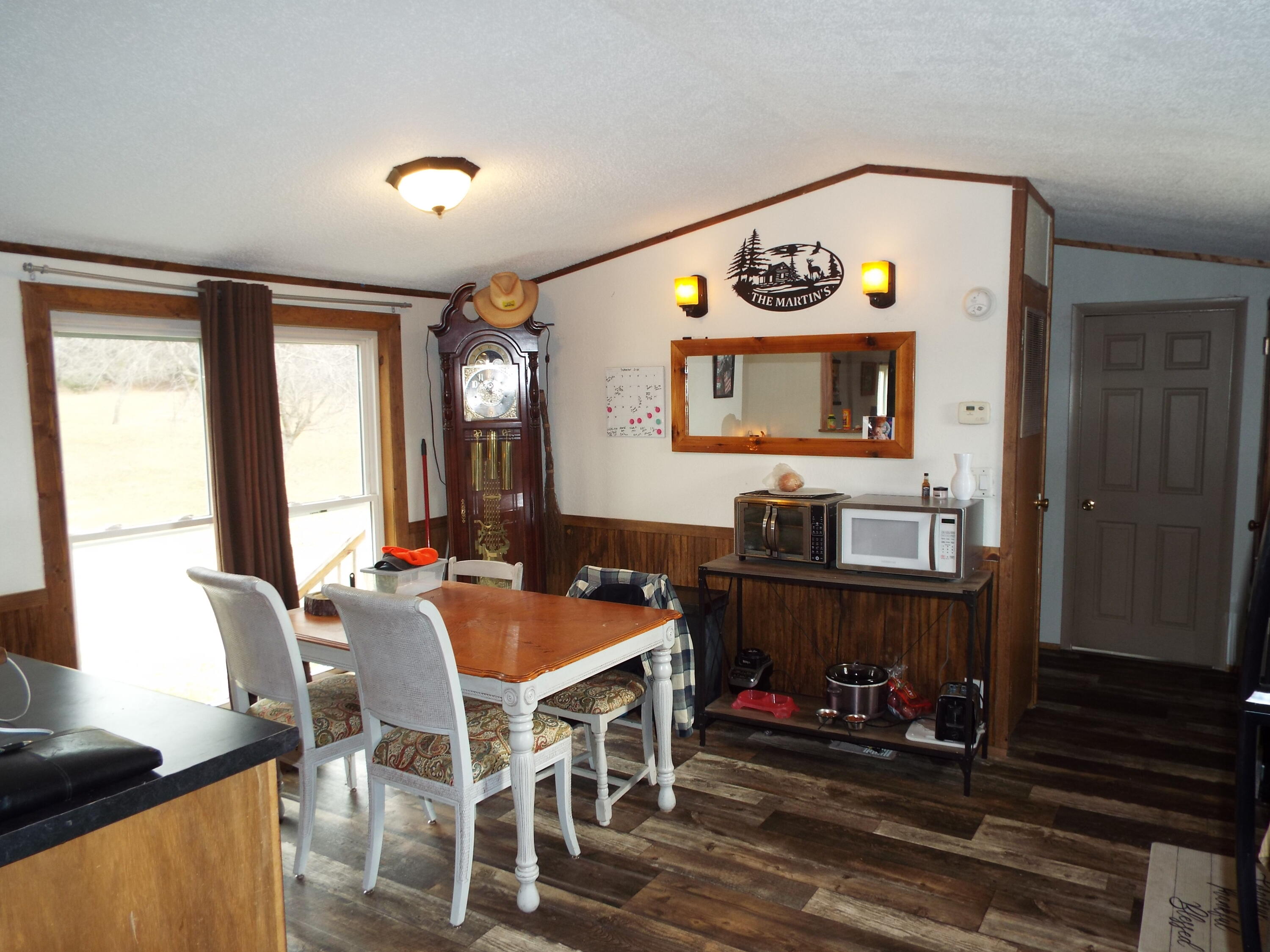 14435 Vischer Road Addison, MI 49220 - Photo 2 of 35 DSCF2006
