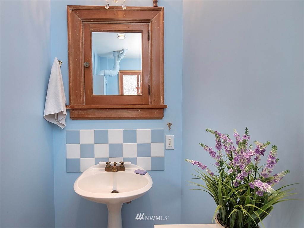 522 North 68th Street Seattle, WA 98103 - Photo 15 of 25 Gallery Image 15