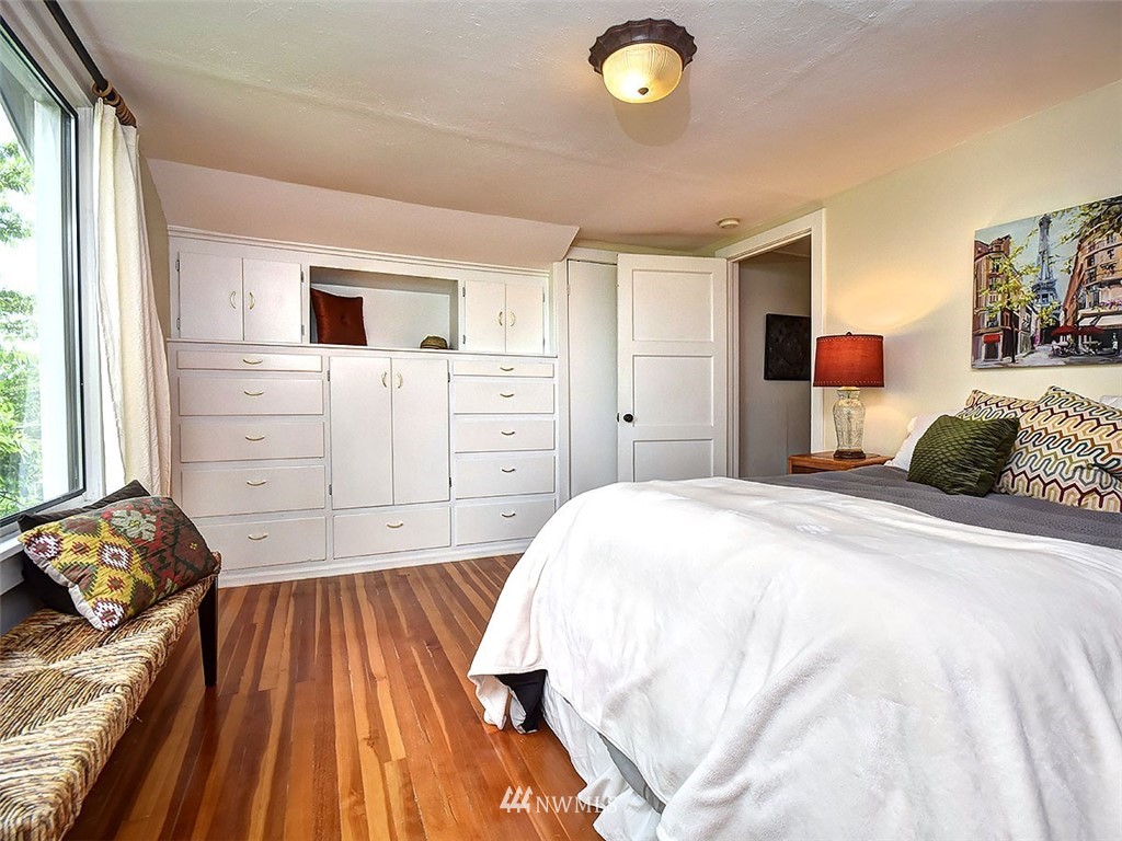 522 North 68th Street Seattle, WA 98103 - Photo 16 of 25 Gallery Image 16