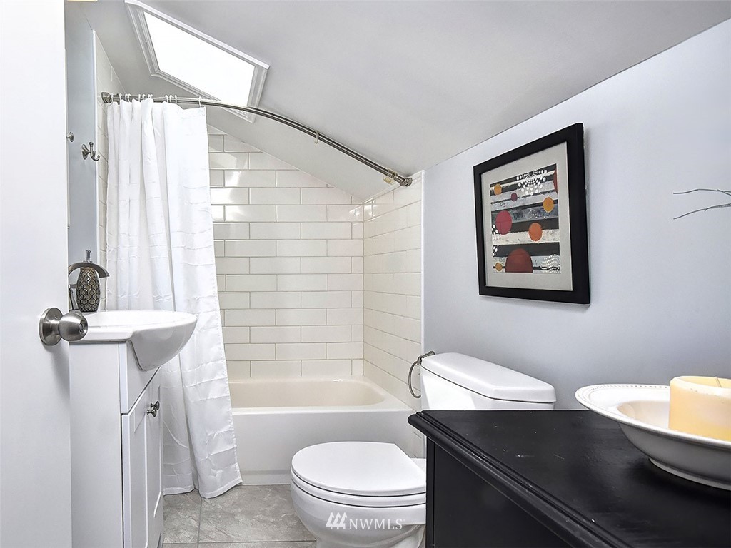 522 North 68th Street Seattle, WA 98103 - Photo 20 of 25 Gallery Image 20
