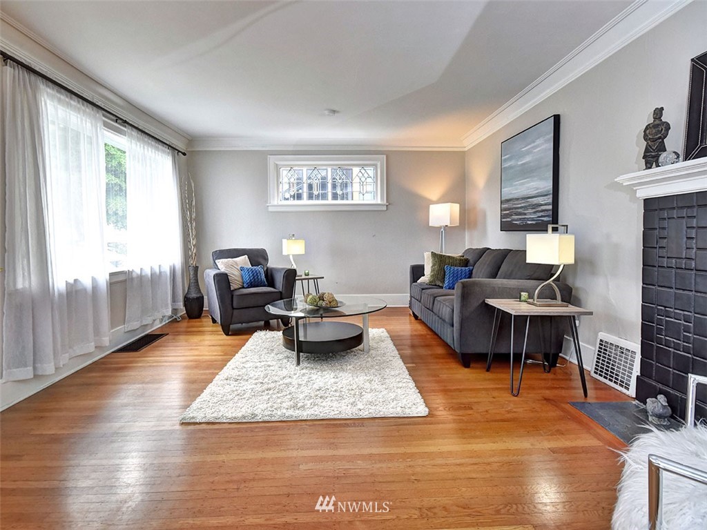 522 North 68th Street Seattle, WA 98103 - Photo 4 of 25 Gallery Image 4