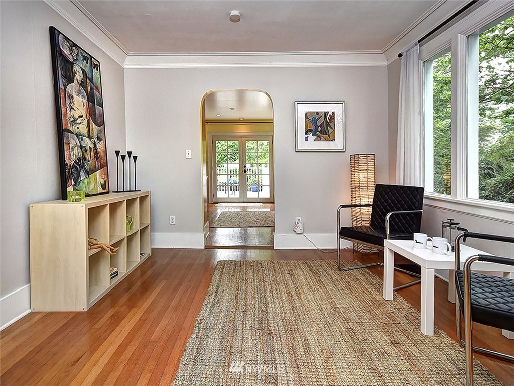 522 North 68th Street Seattle, WA 98103 - Photo 6 of 25 Gallery Image 6