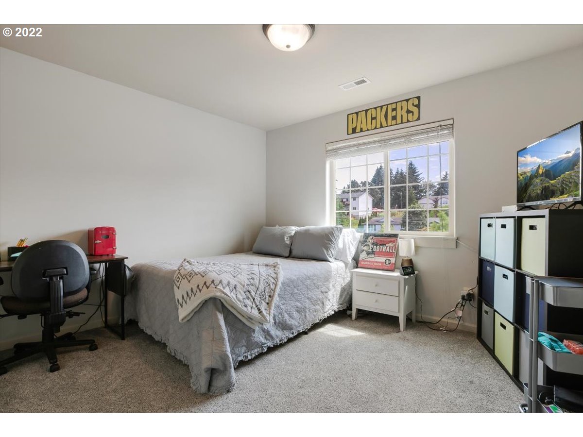 640 Burley Hill Loop Northwest Salem, OR 97304 - Photo 22 of 29 Bedroom