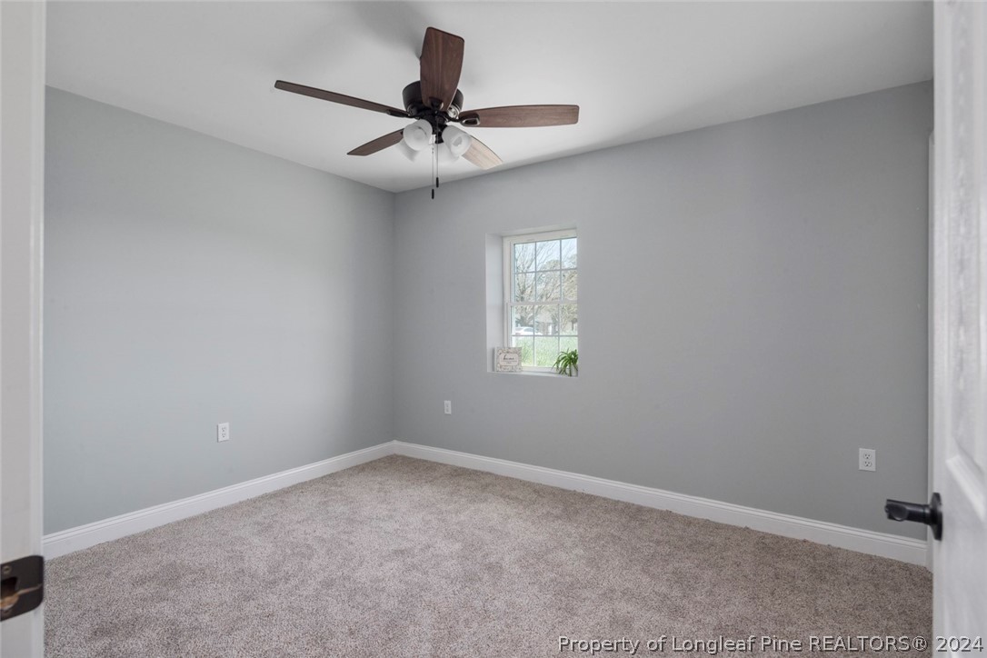 326 Iris Bryant Road Dunn, NC 28334 - Photo 17 of 40 Gallery Image 17