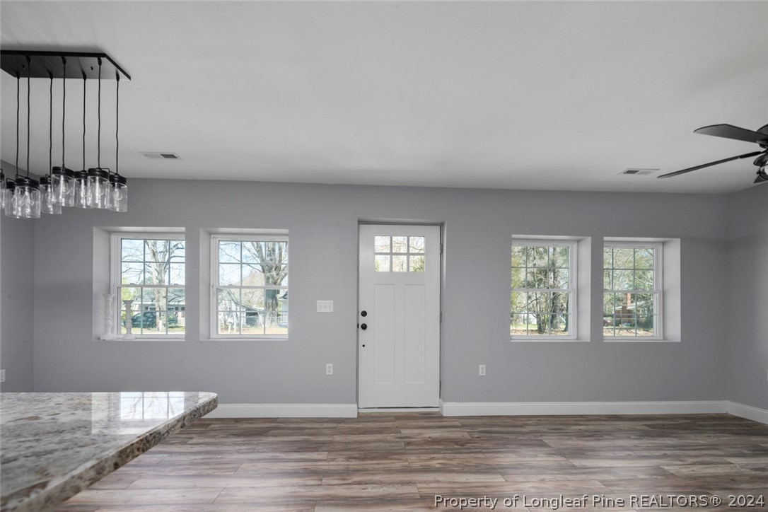 326 Iris Bryant Road Dunn, NC 28334 - Photo 6 of 40 Gallery Image 6