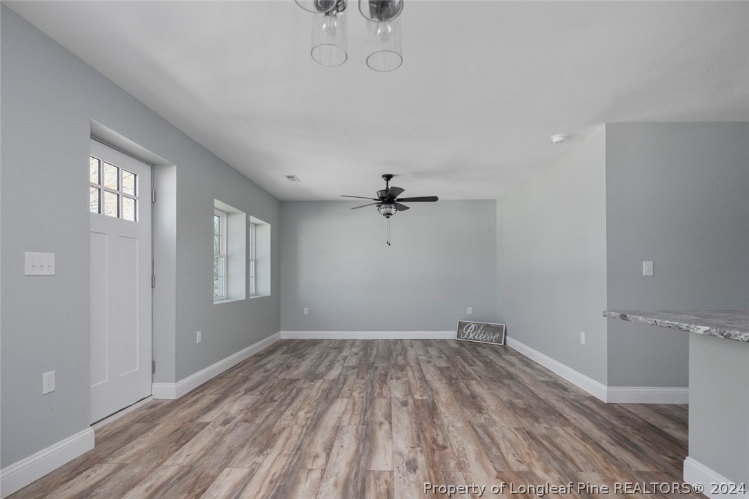 326 Iris Bryant Road Dunn, NC 28334 - Photo 8 of 40 Gallery Image 8