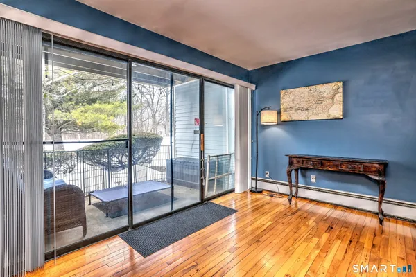 $275,000 | 135 Florence Road, Unit 1A, Branford, CT 06405