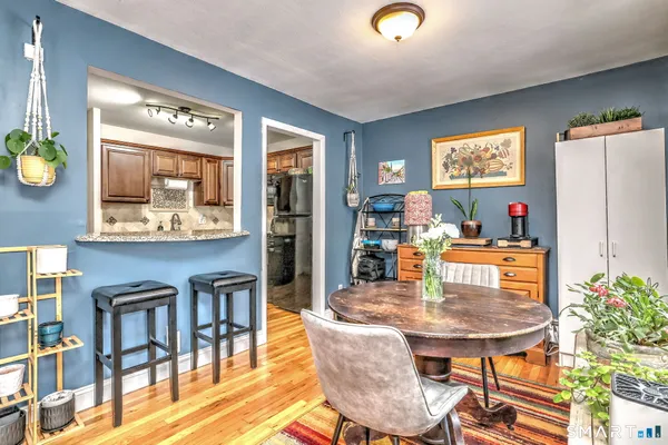 $275,000 | 135 Florence Road, Unit 1A, Branford, CT 06405