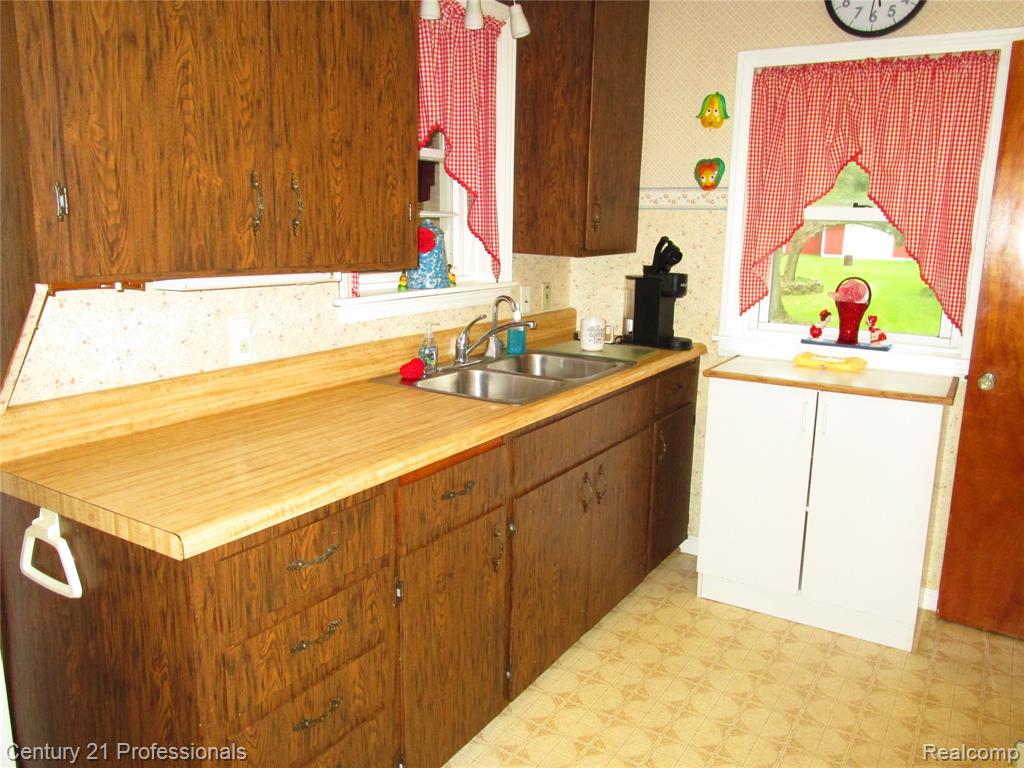 3155 Mason Road Howell, MI 48843 - Photo 11 of 40
