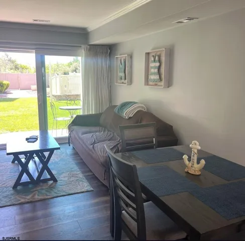 $2,500 | 323 44th Street South, Unit 106, Brigantine, NJ 08203