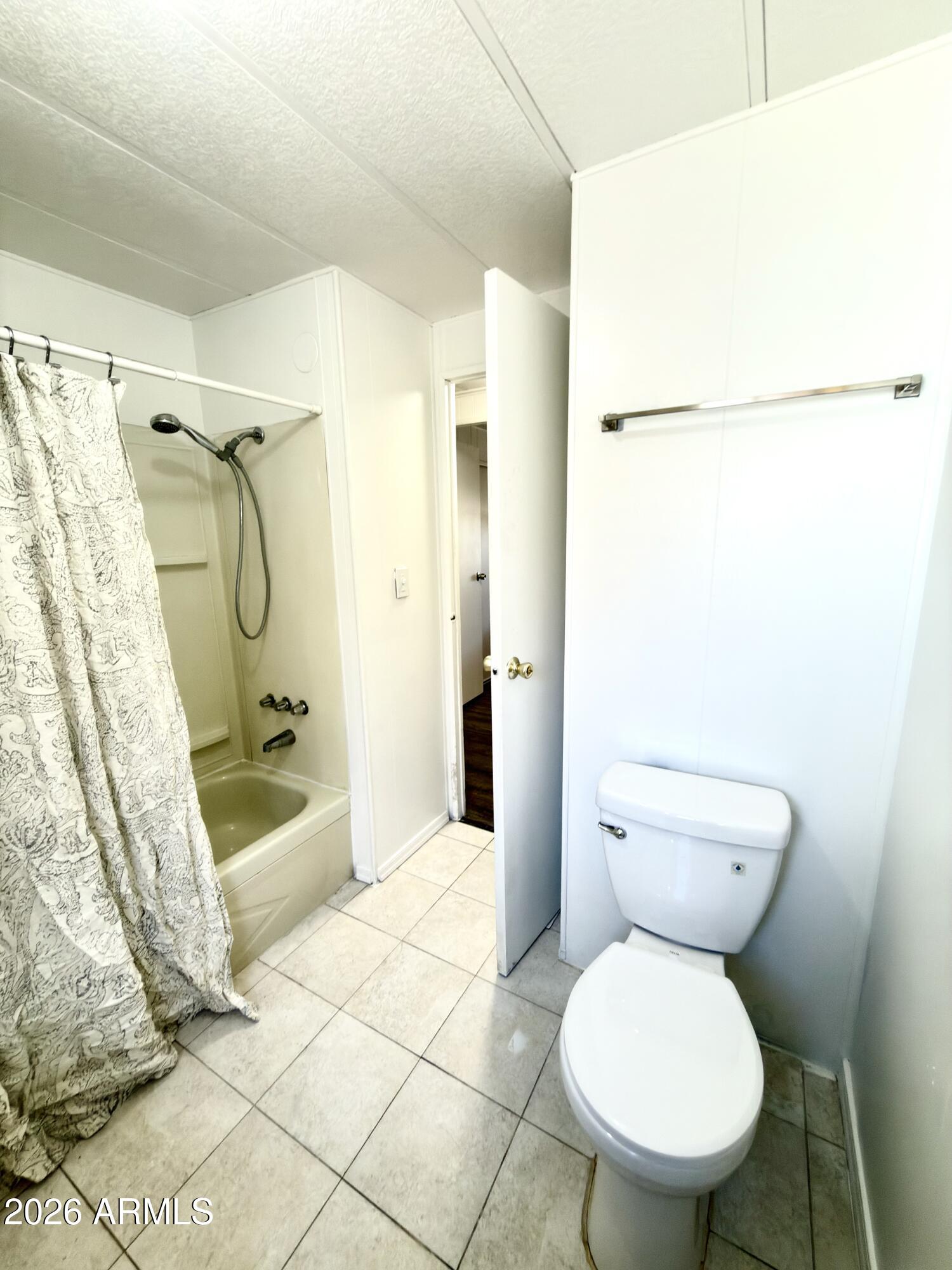 2434 East Main Street, Unit 3 Mesa, AZ 85213 - Photo 21 of 34 IMG_4968
