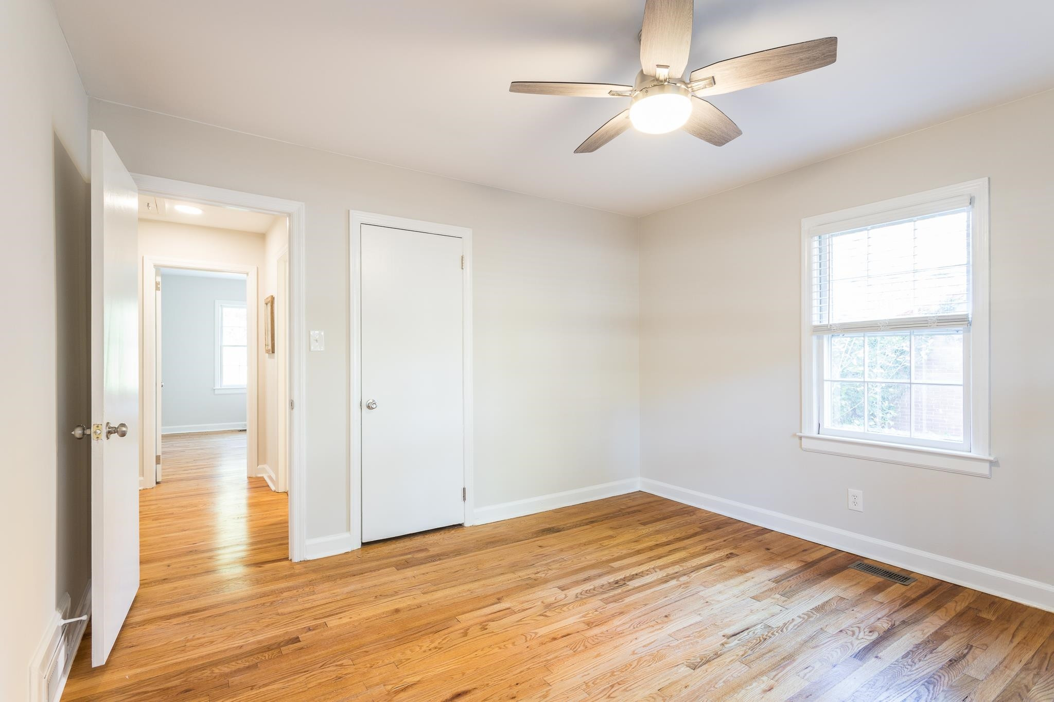 701 Dixie Trail Raleigh, NC 27607 - Photo 23 of 28 Photo 23