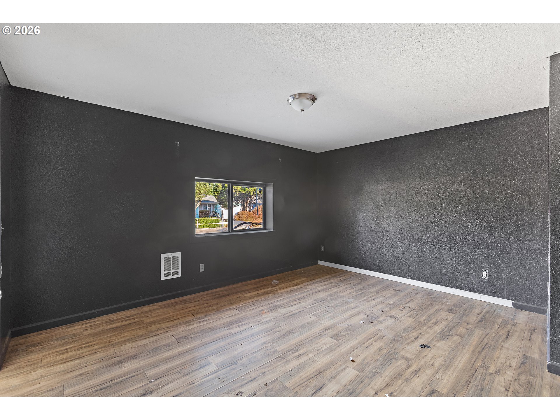 3176 Florida Street Longview, WA 98632 - Photo 12 of 25 Bedroom