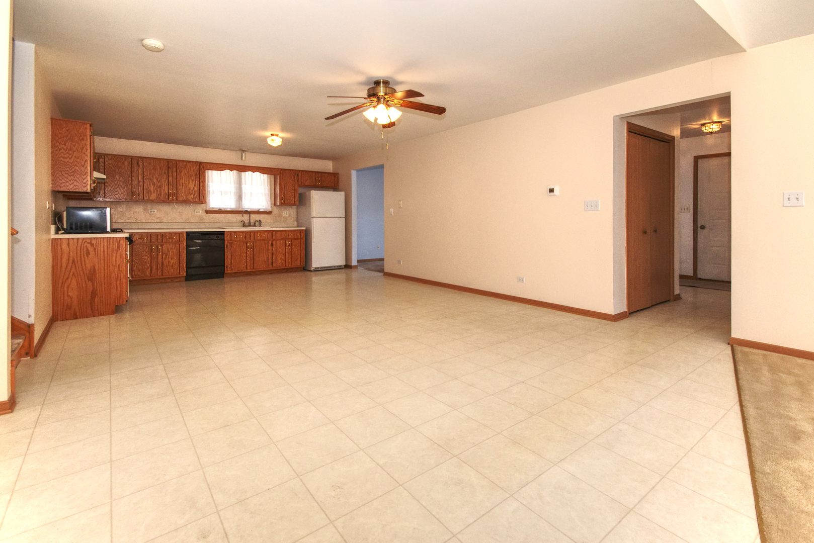 2103 Olde Mill Road Plainfield, IL 60586 - Photo 7 of 21 a view of a kitchen with a sink