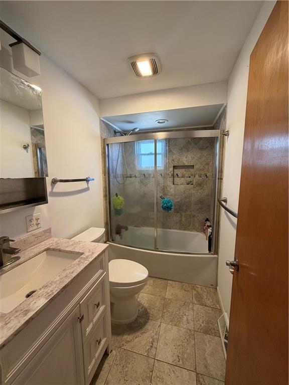 1051 South Lake Road Mercer, PA 16137 - Photo 20 of 43 Full bath - 1st floor