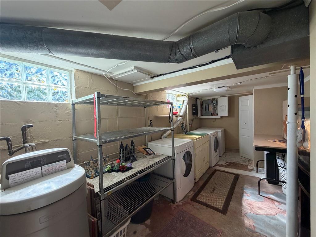 1051 South Lake Road Mercer, PA 16137 - Photo 37 of 43 Laundry area