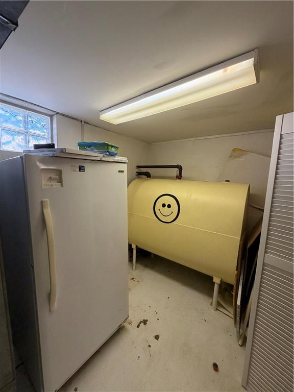 1051 South Lake Road Mercer, PA 16137 - Photo 41 of 43 Oil tank