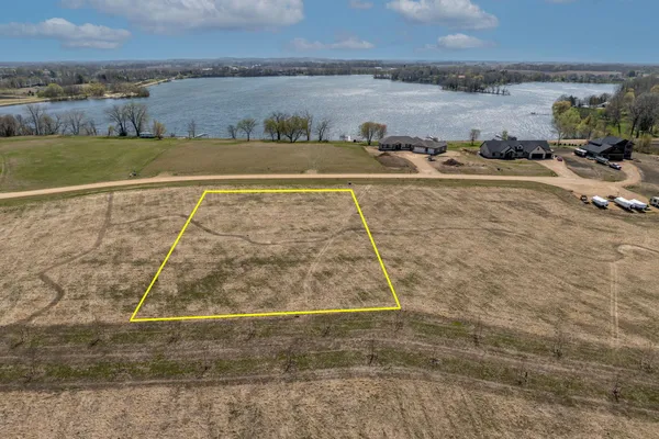 $65,000 | 2-xxx Lakeview Court, Cleveland, MN 56017