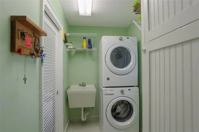 $4,950 | Undisclosed Address, Bradenton, FL 34209