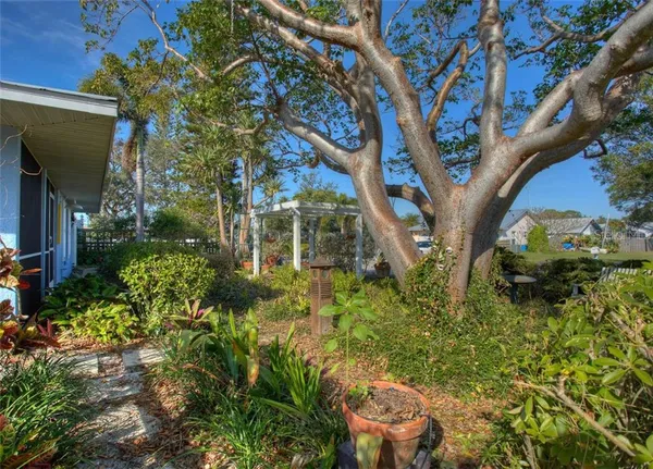 $4,950 | Undisclosed Address, Bradenton, FL 34209