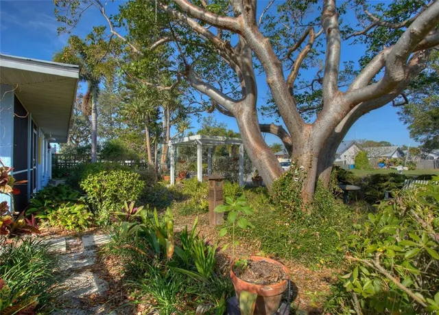 $4,950 | Undisclosed Address, Bradenton, FL 34209